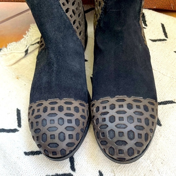 Rebel Women’s Stencil Cut Black Suede and Brown Leather Bootie with 1” heel -8.5 - Picture 2 of 9